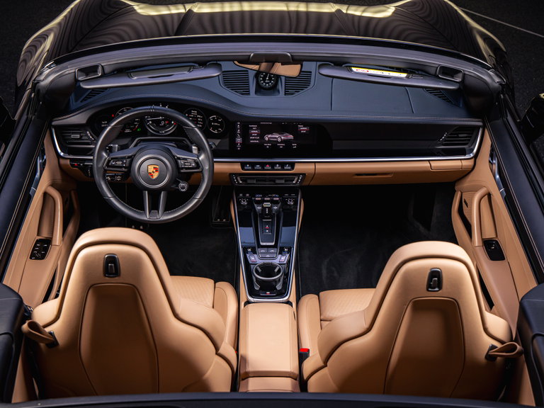 Porsche 992 Carrera 4S