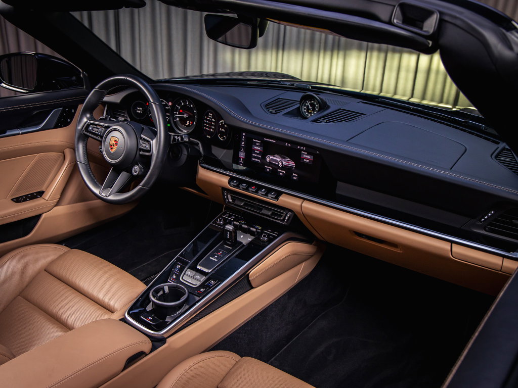 Porsche 992 Carrera 4S