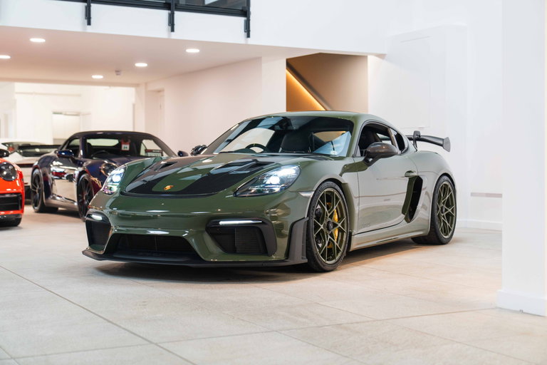 Porsche 718 Cayman GT4 RS