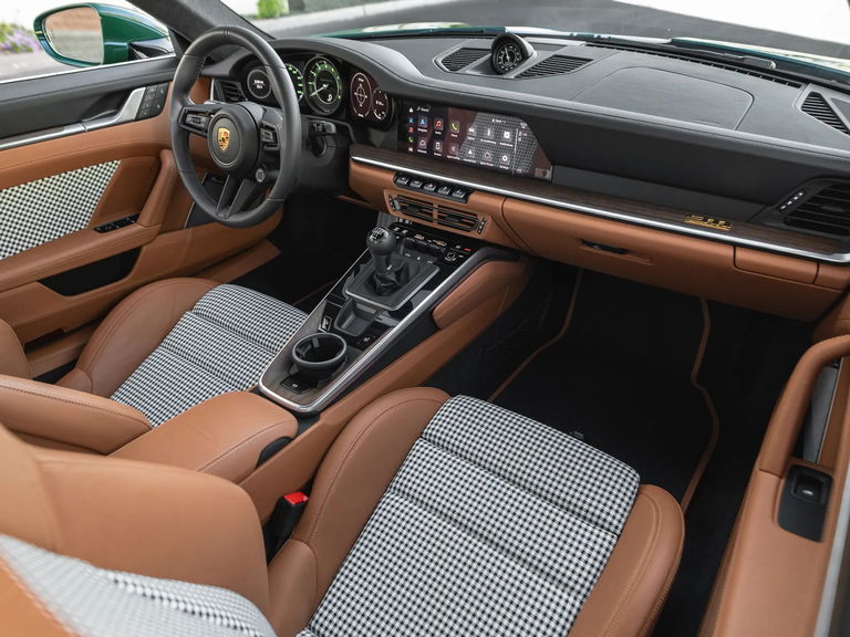 Porsche 992 Sport Classic