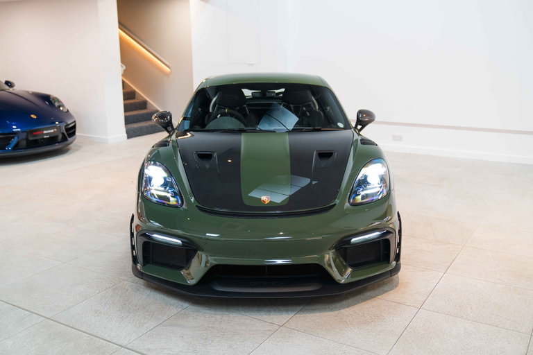 Porsche 718 Cayman GT4 RS