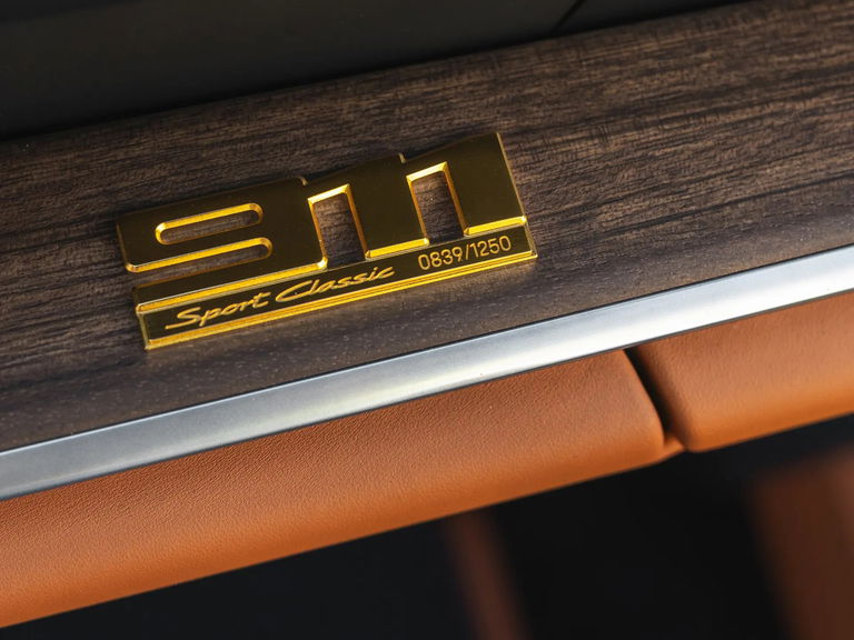 Porsche 992 Sport Classic