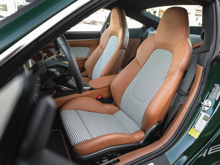 Porsche 992 Sport Classic