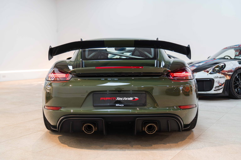 Porsche 718 Cayman GT4 RS