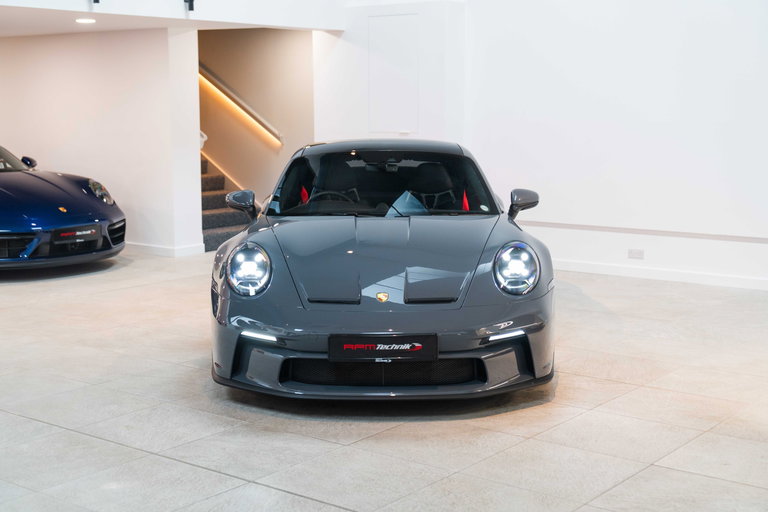 Porsche 992 GT3 Touring