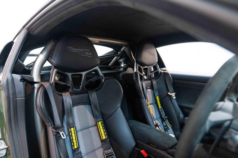 Porsche 718 Cayman GT4 RS