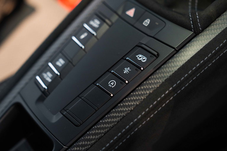 Porsche 718 Cayman GT4 RS