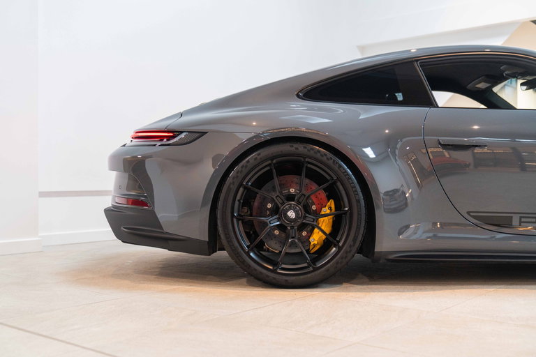 Porsche 992 GT3 Touring