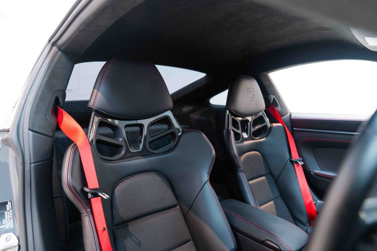 Porsche 992 GT3 Touring