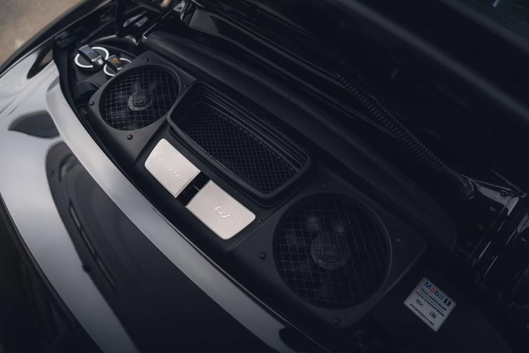 Porsche 991 Carrera Black Edition