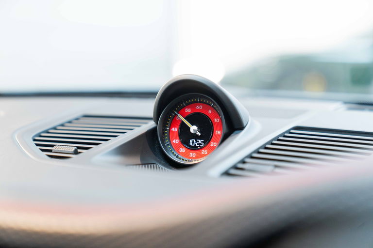 Porsche 992 GT3 Touring