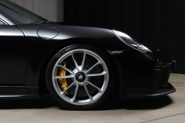 Porsche 991.2 GT3 Touring