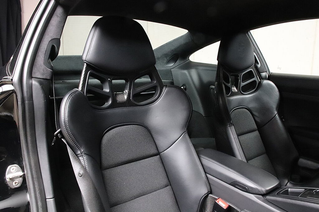 Porsche 991.2 GT3 Touring