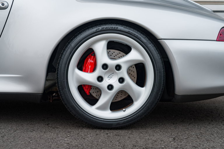 Porsche 993 Carrera 4S