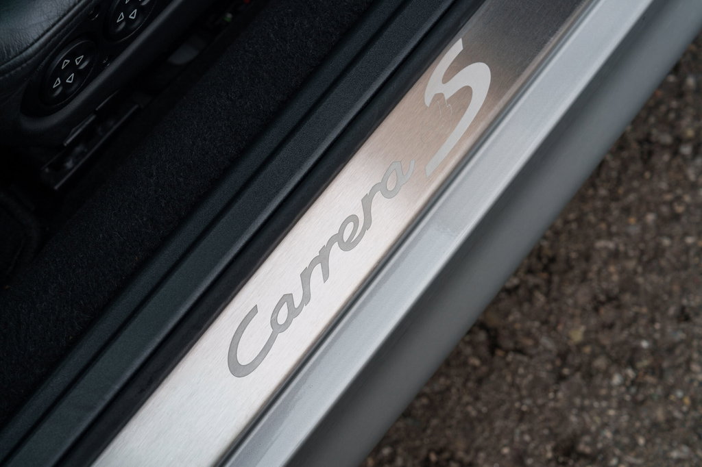 Porsche 993 Carrera 4S