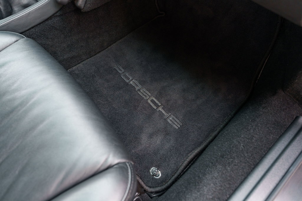 Porsche 993 Carrera 4S