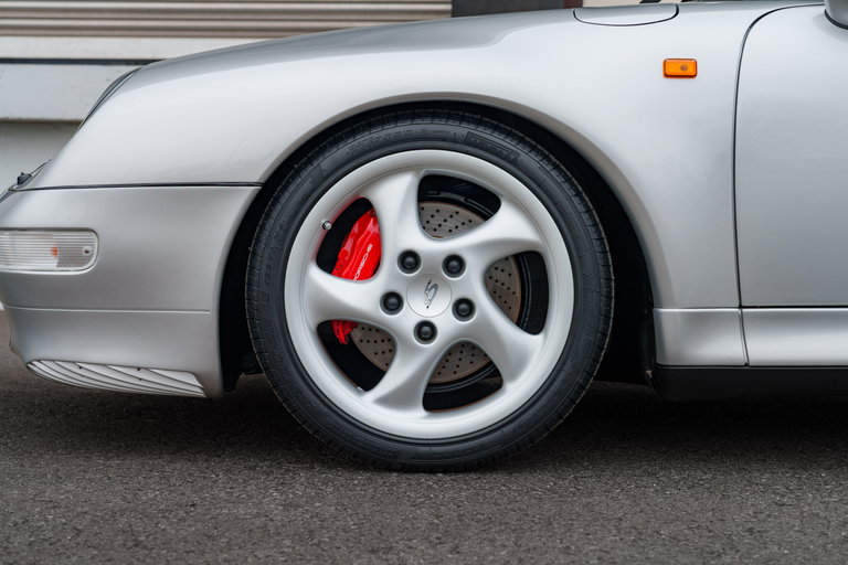 Porsche 993 Carrera 4S