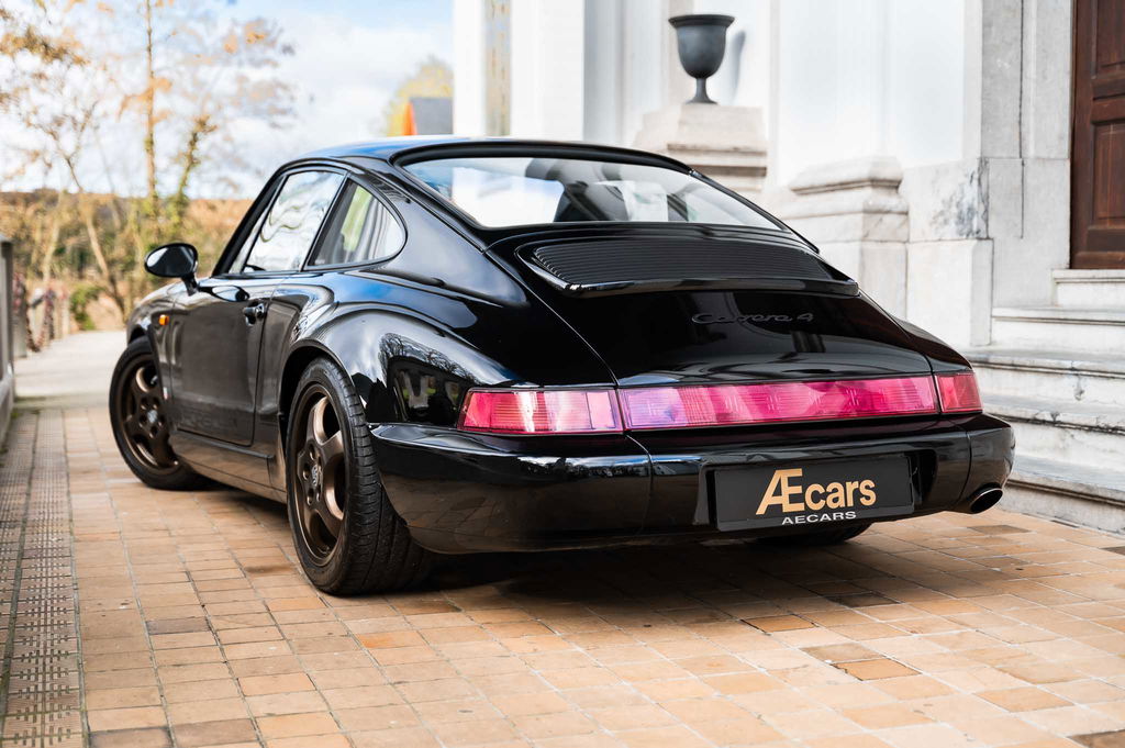 Porsche 964 Carrera 4