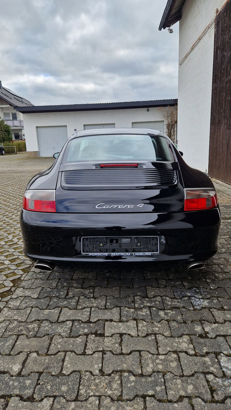 Porsche 996.2 Carrera 4