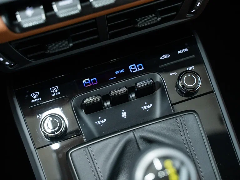 Porsche 992.2 GT3 Touring