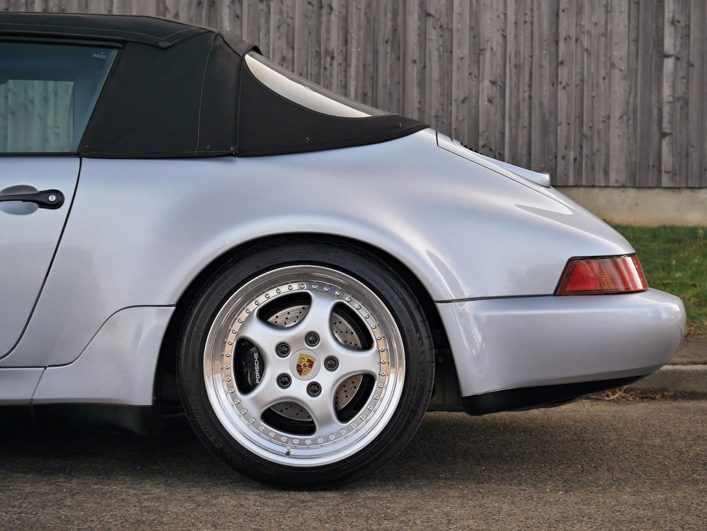 Porsche 964 Carrera 2 Cabrio WTL