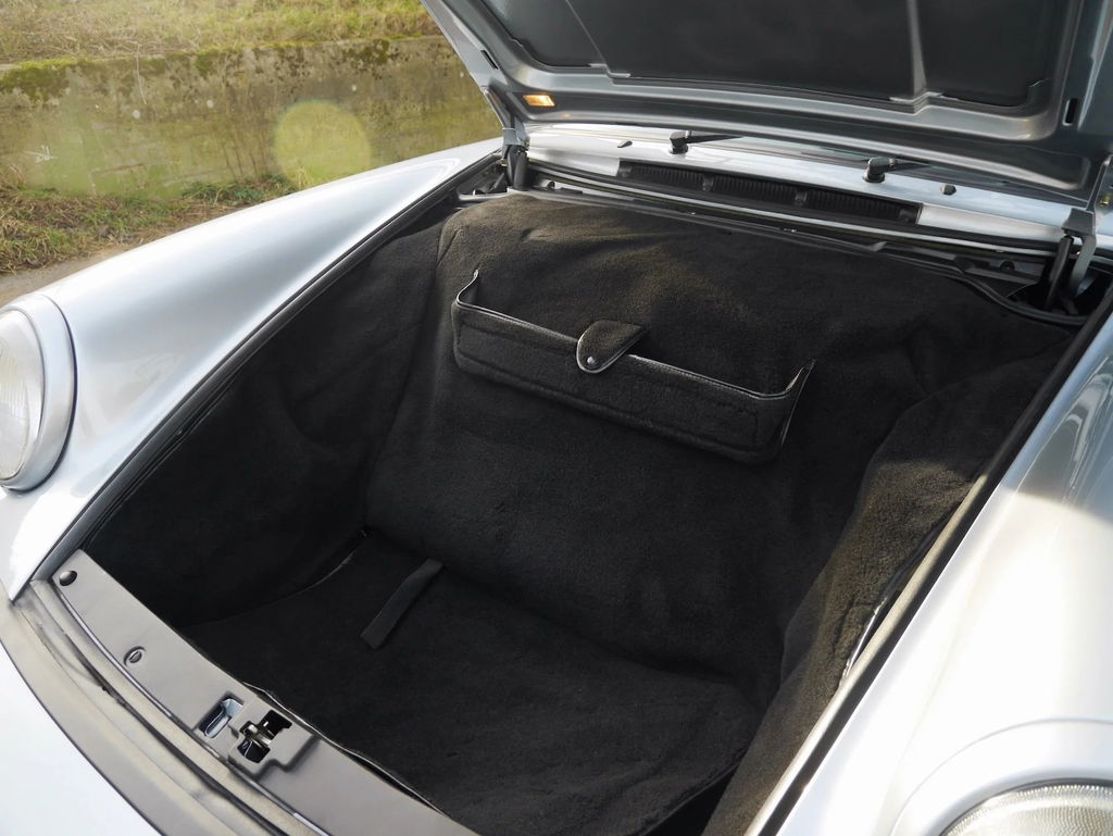 Porsche 964 Carrera 2 Cabrio WTL