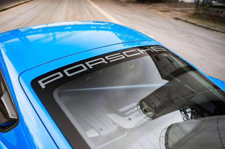 Porsche 718 Cayman GT4 RS