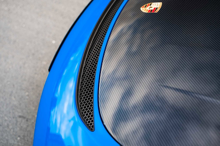 Porsche 718 Cayman GT4 RS