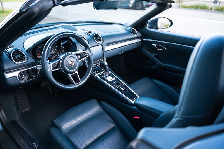 Porsche 718 Boxster