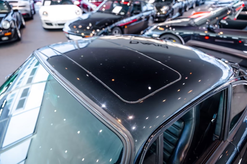 Porsche 911 Turbo 3.0 (US)