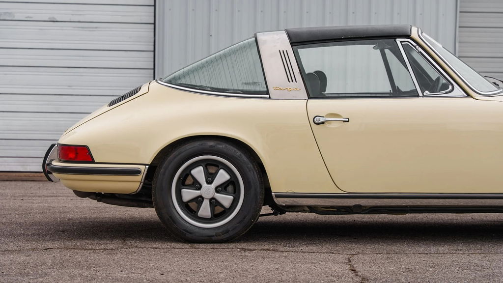 Porsche 911 S (F-Modell)