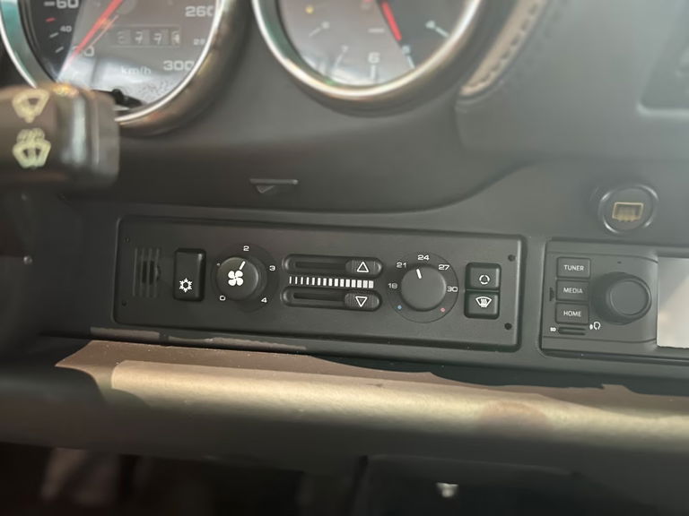 Porsche 964 Carrera 2