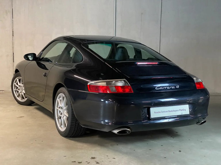 Porsche 996.2 Carrera 4