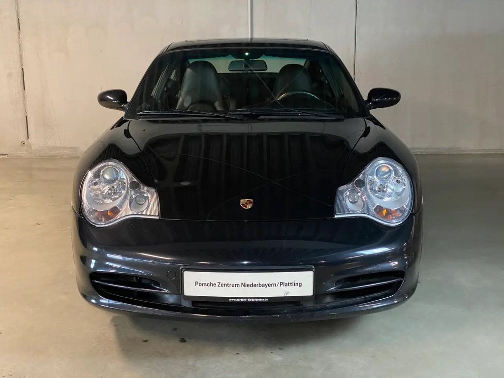 Porsche 996.2 Carrera 4