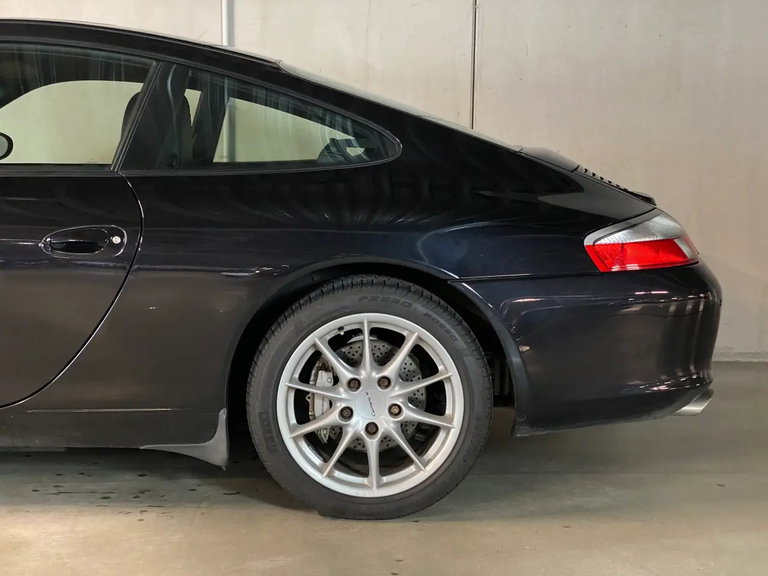 Porsche 996.2 Carrera 4