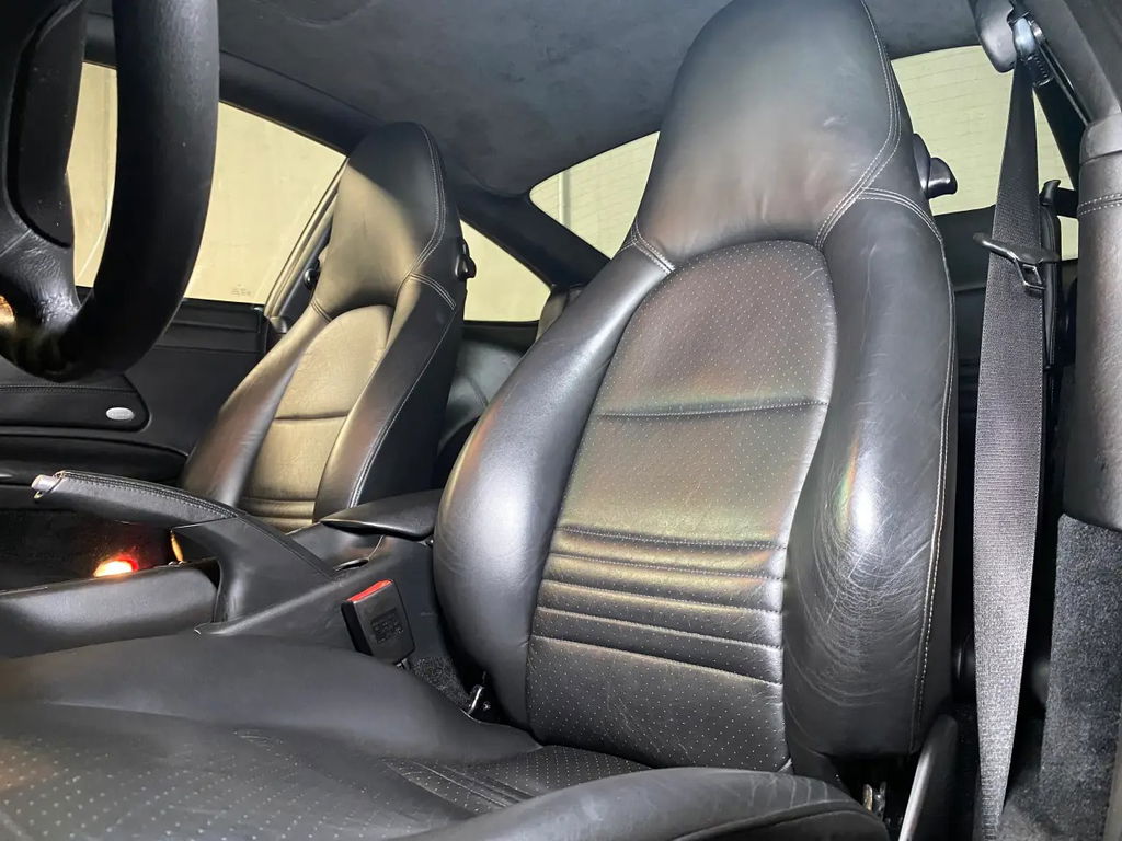 Porsche 996.2 Carrera 4