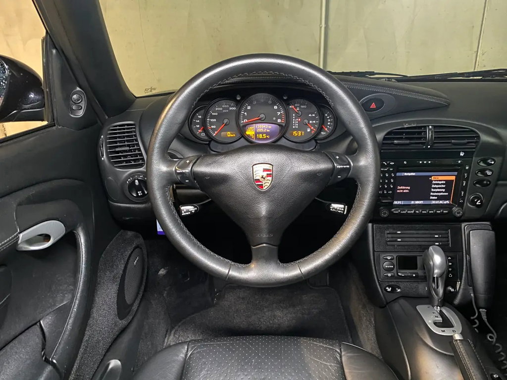 Porsche 996.2 Carrera 4