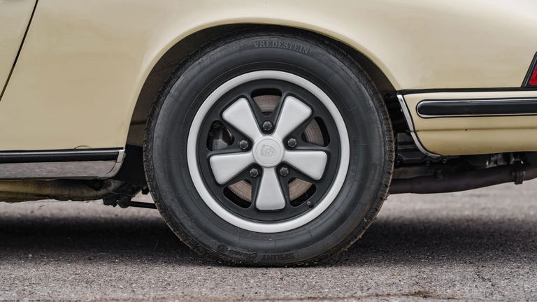 Porsche 911 S (F-Modell)