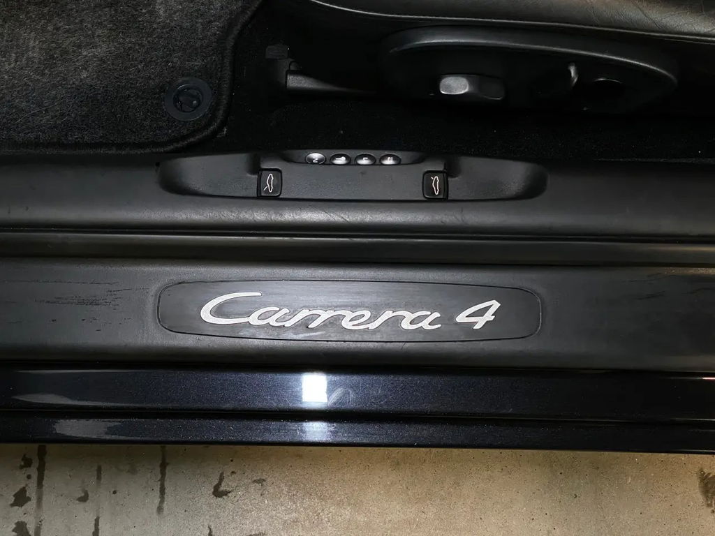 Porsche 996.2 Carrera 4