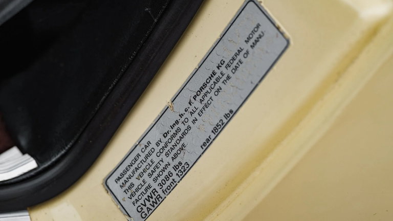 Porsche 911 S (F-Modell)