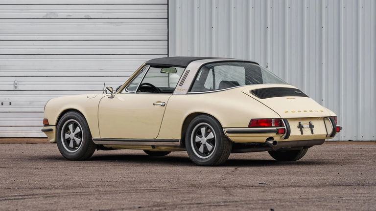 Porsche 911 S (F-Modell)