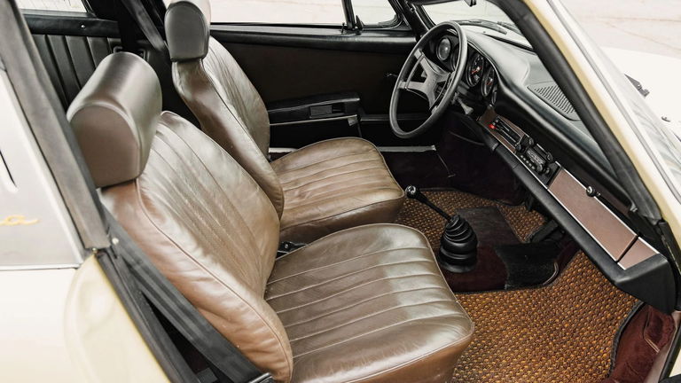 Porsche 911 S (F-Modell)