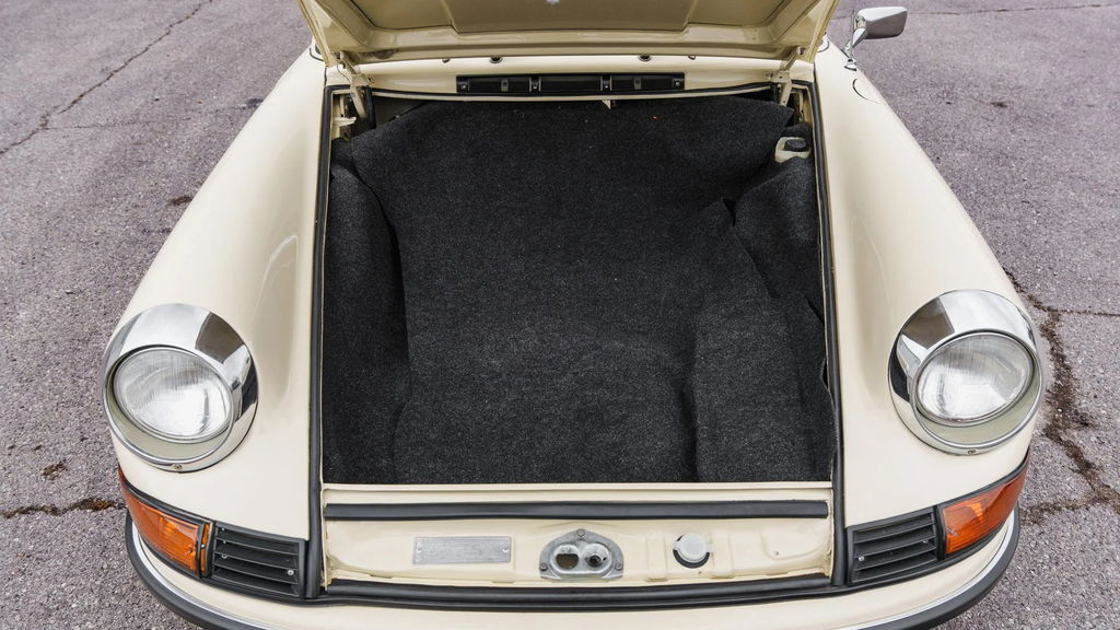 Porsche 911 S (F-Modell)