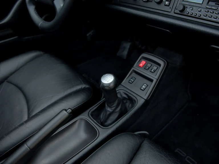 Porsche 993 Carrera 4