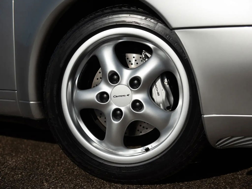 Porsche 993 Carrera 4