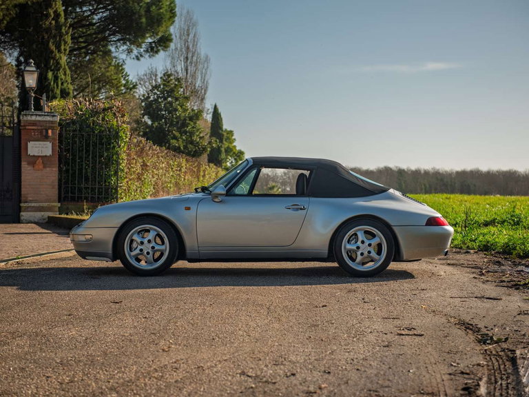 Porsche 993 Carrera 4