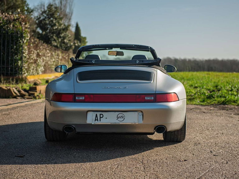 Porsche 993 Carrera 4
