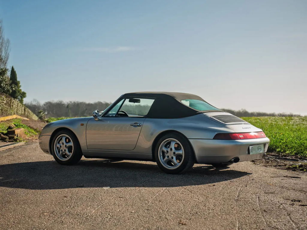 Porsche 993 Carrera 4