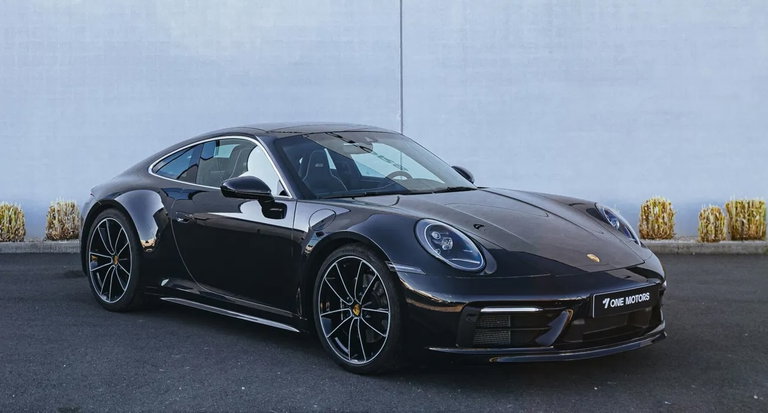 Porsche 992 Belgian Legend Edition