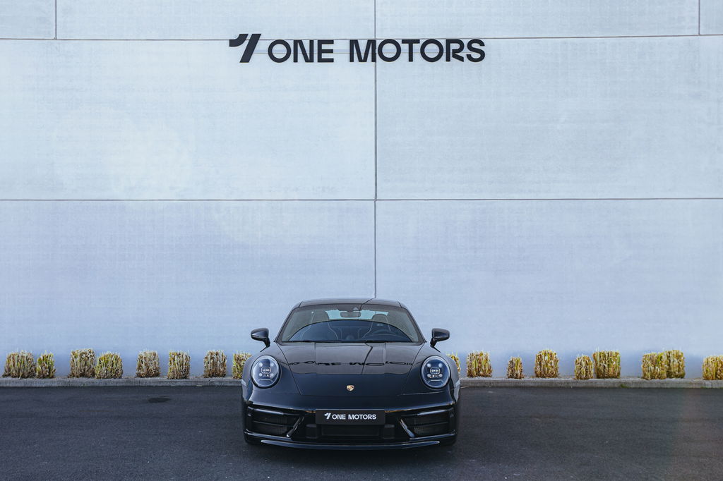 Porsche 992 Belgian Legend Edition